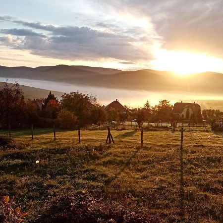 Kaláris Vendégház Hollókő Exterior foto